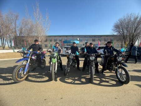 САЗДЫ АУЫЛЫНЫҢ ЖАСТАРЫ МОТОЦИКЛ ШЕРУІН ЖАСАП, ӨЗ ТАҢДАУЛАРЫН ЖАСАДЫ