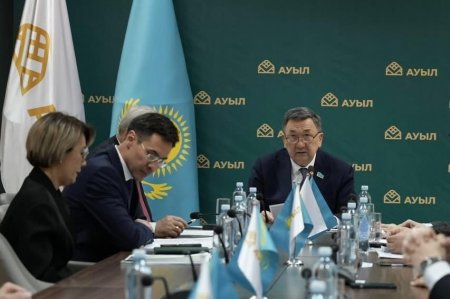 «Байтақ» партиясы референдумнан кейінгі алғашқы Саяси кеңес отырысын өткізді