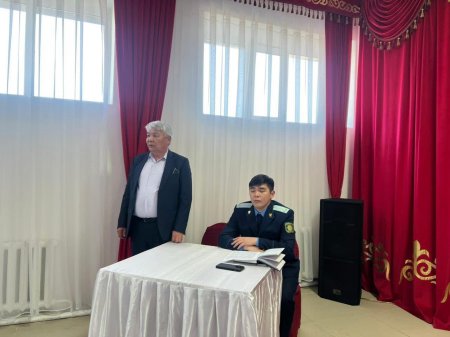 “BIR TOLQYNDA” ДИАЛОГ АЛАҢЫНДА СТУДЕНТТЕРМЕН КЕЗДЕСУ ӨТТІ