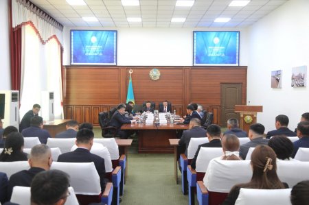 Арал ауданында облыстық үшжақты комиссияның көшпелі отырысы өтті