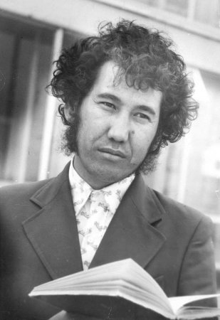 Шөмішбай шайыр