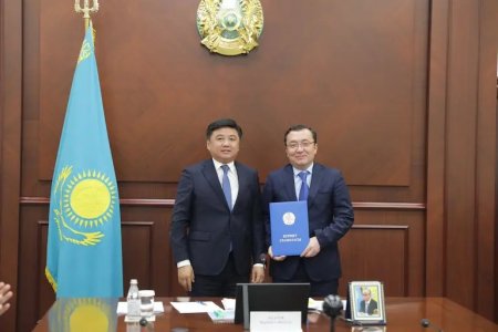 Жаңа қызметке шығарып салды