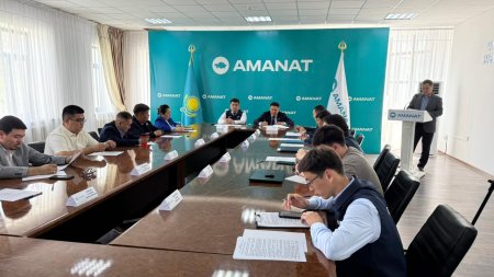 Жастар кеңесі отырысында интернет-алаяқтық мәселесі талқыланды