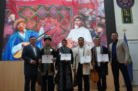 «Жас ақын» атты ақындар айтысы өтті