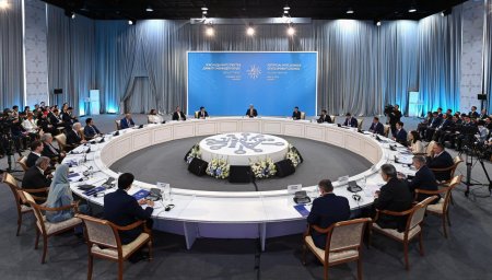 Президент жасанды интеллект саласындағы негізгі мемлекеттік жобаларға тоқталды