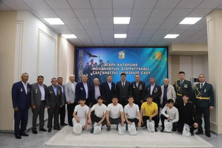 Әскер қатарына жолданатын азаматтарды шығарып салу рәсімі өтті