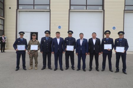 Өрт сөндірушілерге құрмет көрсетті