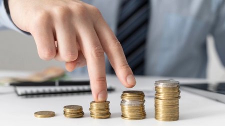 Қазақстанда ең төменгі жалақы қашан өсетіні белгілі болды
