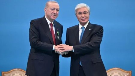 Тоқаев Ердоғанды жаңа орденмен марапаттады
