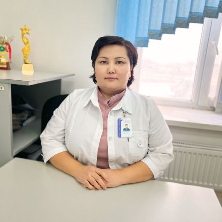 Альмира ТӘУЕКЕЛҚЫЗЫ: Кей уақыттары тәулігіне 35-40 балаға дейін қабылдаған кездеріміз болды