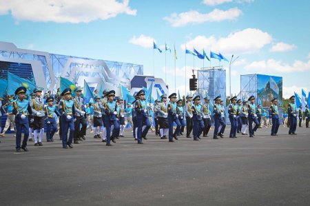 Президент елімізде жасақталған «Жас сарбаз» қозғалысының айрықша рөліне назар аударды