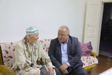 Ардагер журналистке құрмет көрсетті