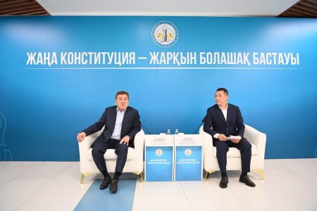 Еркін форматтағы кездесуде жастар саясатының басым бағыттары талқыланды