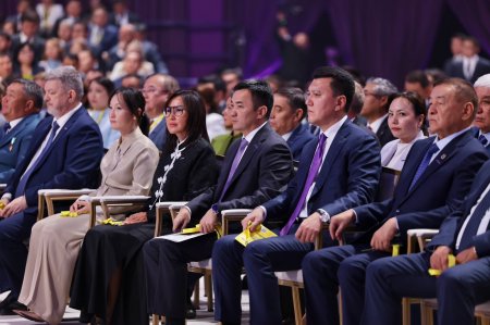 «Әділет» партиясы Сайлауалды бағдарламасы мен Құрылтай депутаттығына кандидаттардың партиялық тізімін бекітті