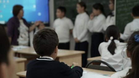 1 қыркүйектен бастап мектептерде жаңа пәндер пайда болады: Оқушылар не оқиды?
