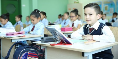 ҰБТ: Аймақ бітірушілері үшінші рет үздік