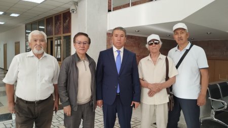 Сырдан шыққан қаламгер, қылқалам шебері Ағымсалы Дүзелхановтың 75 жылдығына орай көрме өтті
