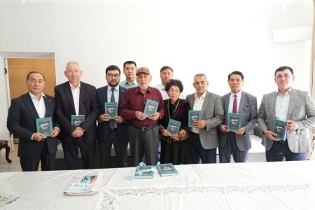 «Армысың, 90!» қаламы қолынан түспеген қаламгер