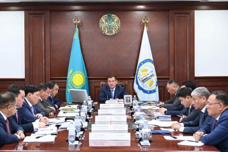 Жол және жүргіншілер қауіпсіздігін қамтамасыз ету мәселеесі талқыланды