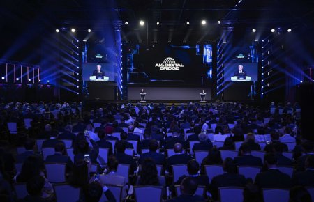 Мемлекет басшысы жасанды интеллектіні реттеу мәселесін қозғады