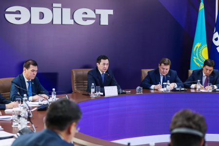 Инфрақұрылымның цифрлық моделі, жаңа Азаматтық кодекс және жастарды жұмыспен қамту: «Әділет» партиясы Президент Жолдауын жүзеге асыруға кірісті